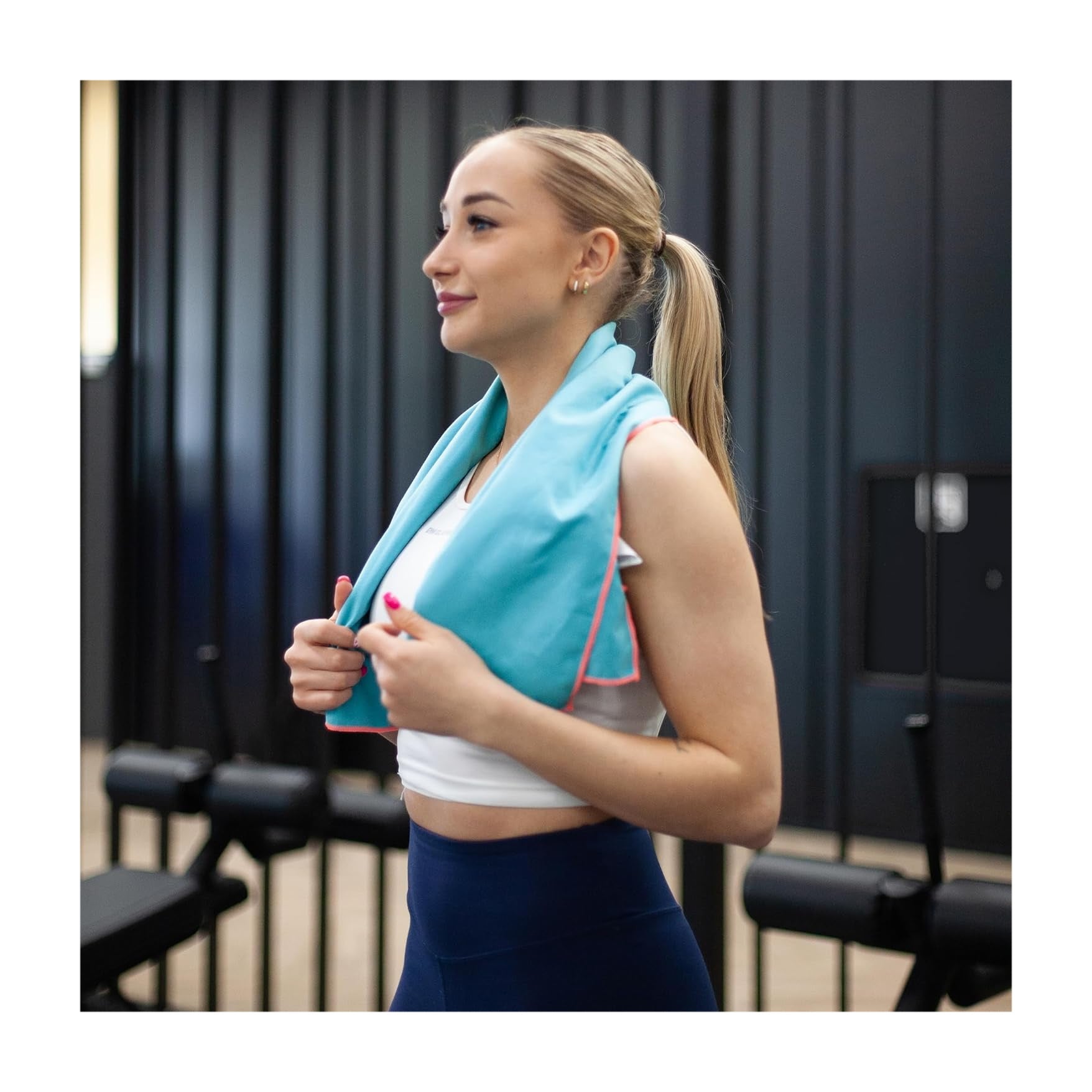 Meteor microfibre towel – Lightweight travel towel for gym, swimming, backpacking – Compact & quick-dry gym towels with carry pouch – Travels Ideal for everyday use and trips